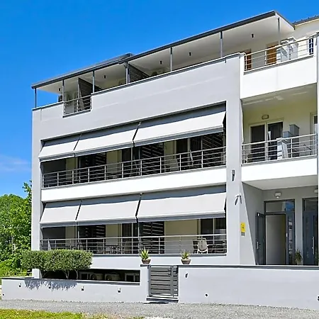 Sunshine Hotel Skotina