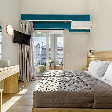 Sunshine Hotel Skotina